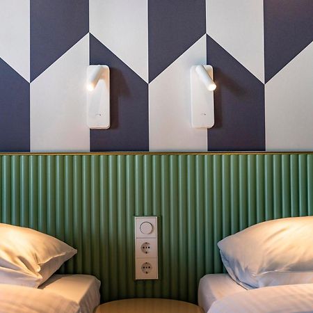 Tourist Inn Hotel 암스테르담 외부 사진