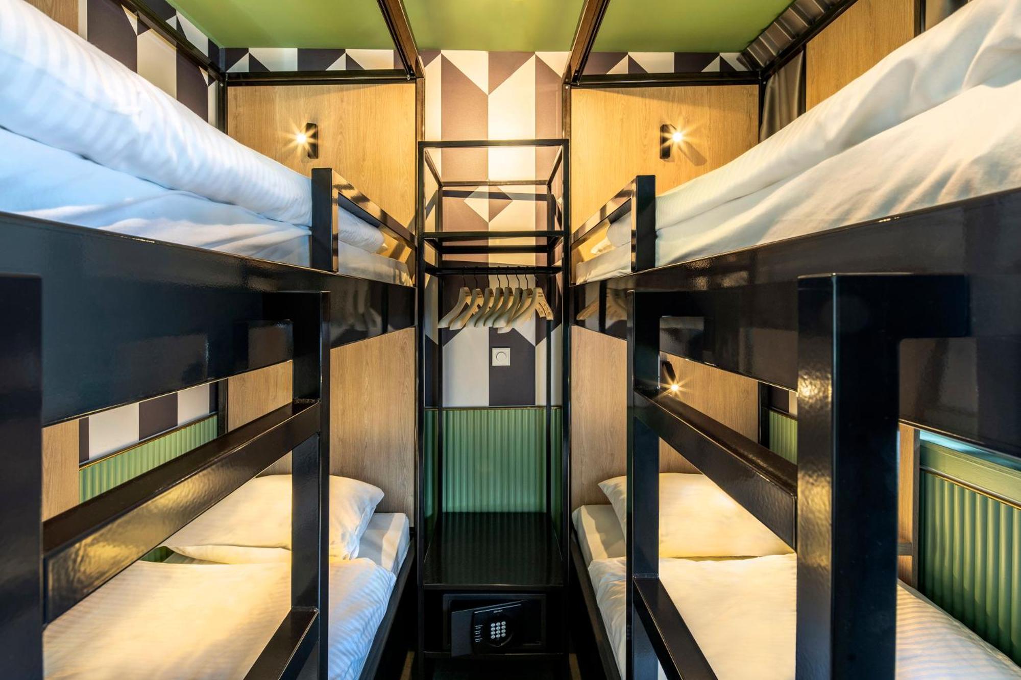 Tourist Inn Hotel 암스테르담 외부 사진