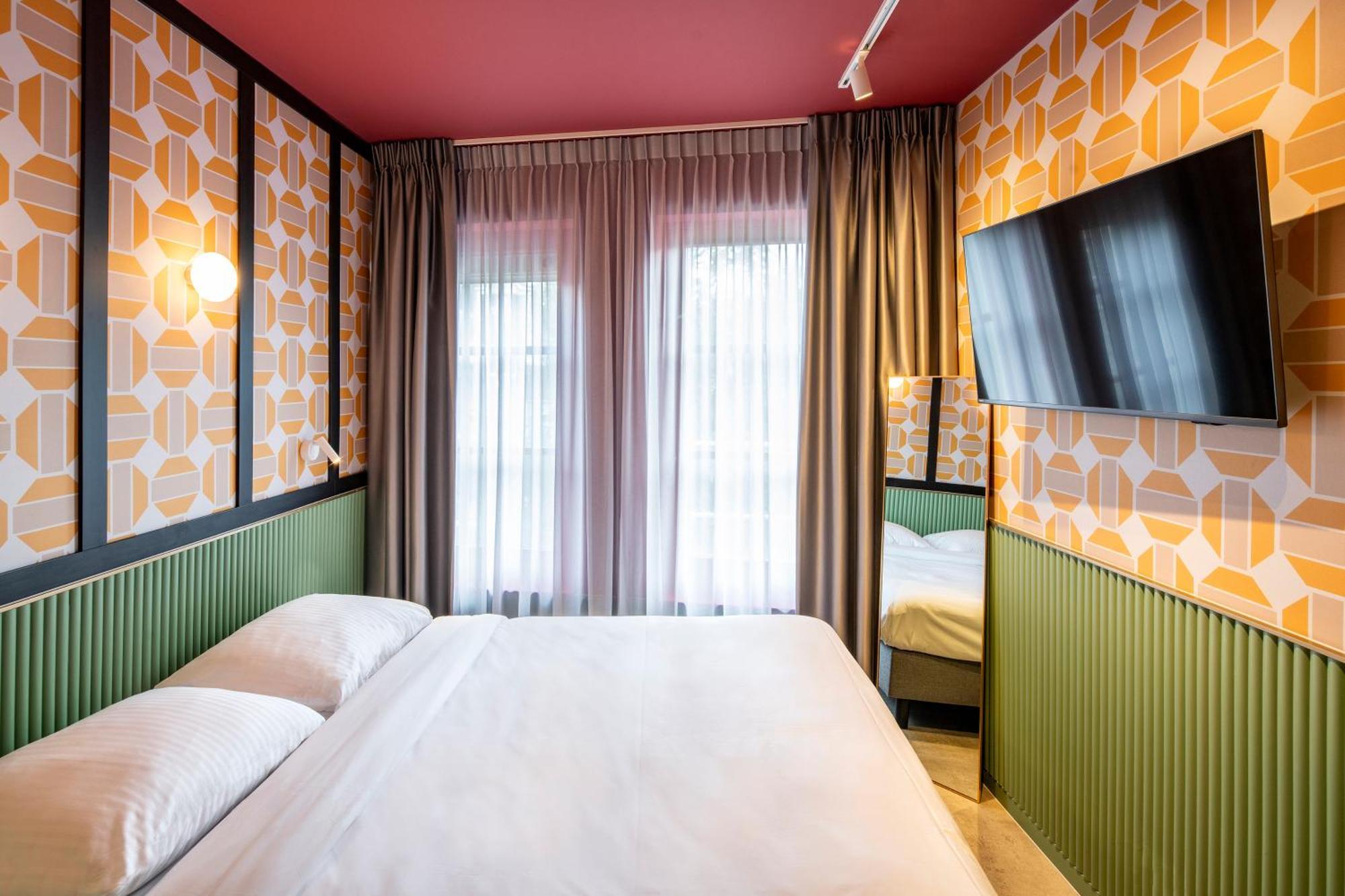 Tourist Inn Hotel 암스테르담 외부 사진